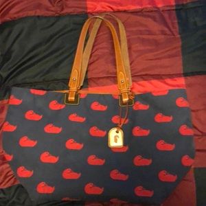 Dooney & Bourke tote